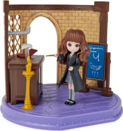 Spin Master - Hermine Granger Hogwarts Zauberkunst Klassenzimmer 21 Spin Master - Hermine Granger Hogwarts Zauberkunst Klassenzimmer -Spin Master 220584ab7337125d2f35be0826abdad6