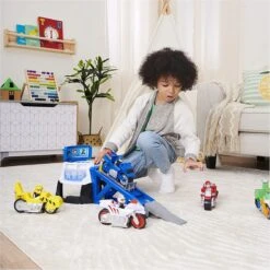 Spin Master 6060233 (20129845) - Moto Pups HQ-Spielset Mit Sound-Effekten Und Exklusiver Chase-Figur Mit Motorrad, Hauptquartier -Spin Master 224842 224842 3 1280x1280