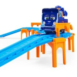 Spin Master Mighty Express Schienen-Set Mit Push-and-Go Zug Mechaniker Milo, Spielfahrzeug -Spin Master Spin Master Mighty Express Schienen Set mit Push and Go Zug Mechaniker Milo Spielfahrzeug@@1850214 3