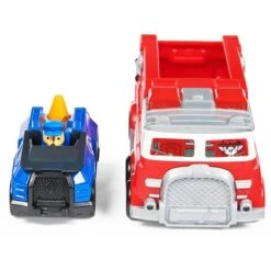 Spin Master Paw Patrol True Metal Team 2er Set Feuerwehrwagen Und Polizeiauto Mit Chase, Spielfahrzeug -Spin Master Spin Master Paw Patrol True Metal Team 2er Set Feuerwehrwagen und Polizeiauto mit Chase Spielfahrzeug@@1811740 2